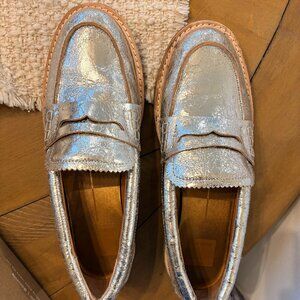 Dolce Vita Arabel Loafers-Silver Distressed Leather-size 8-Gently worn